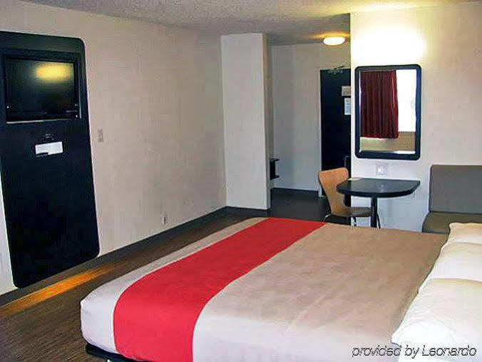 Executive Inn & Suites South Houston Bagian luar foto