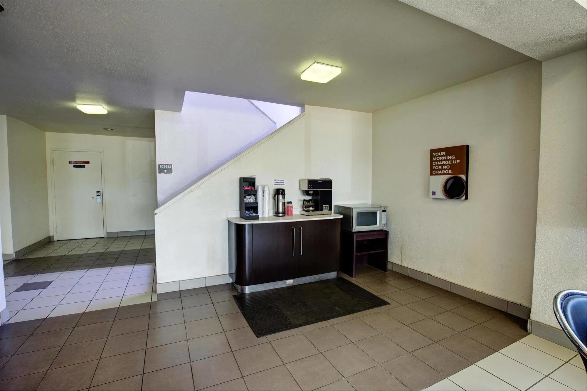 Executive Inn & Suites South Houston Bagian luar foto